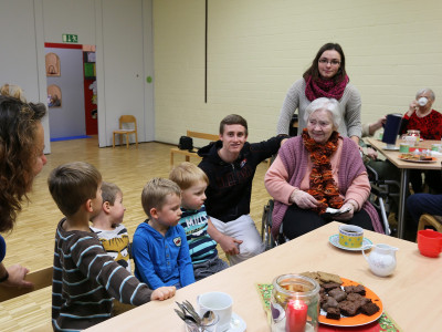 Adventsbesuch im Kindergarten
